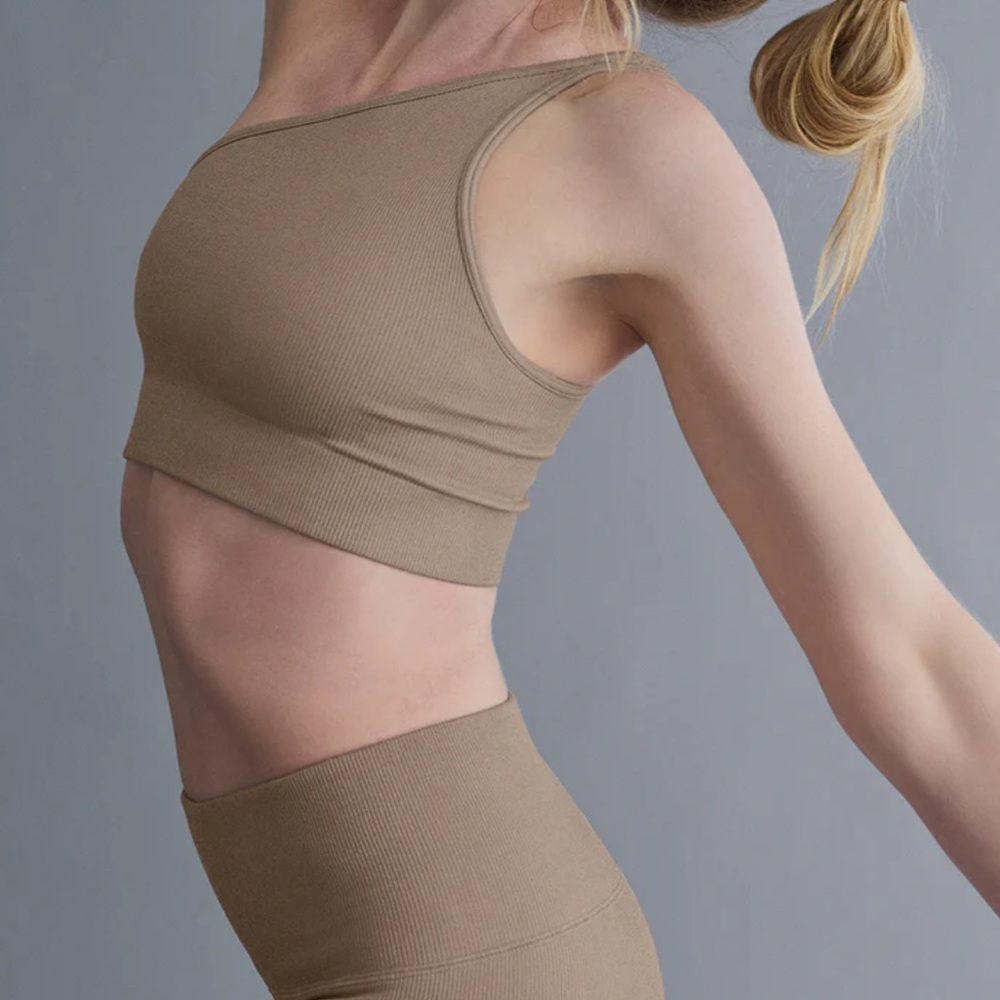 ALO Yoga One-Shoulder Bra in Tan - Picture 2 of 5